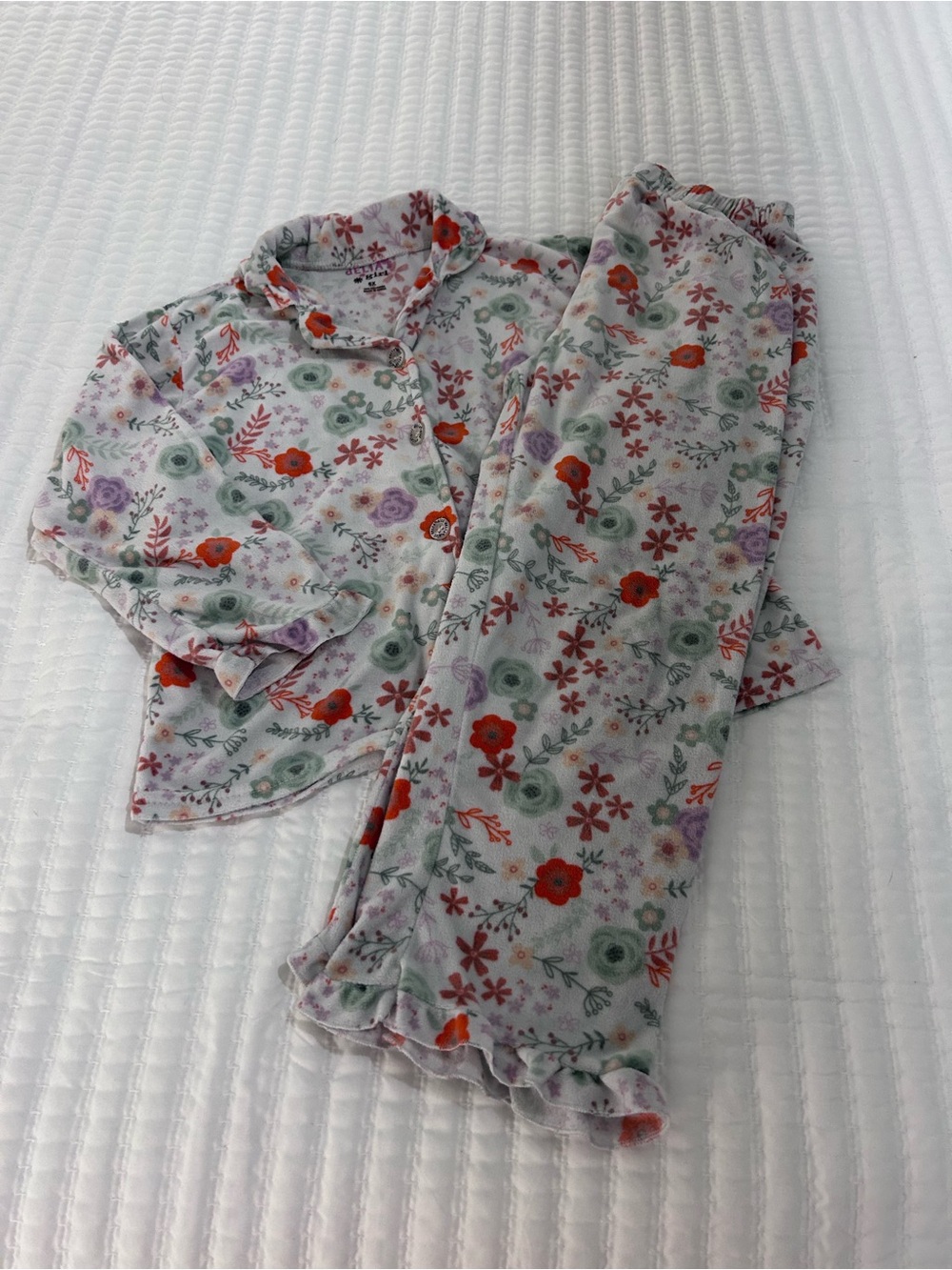 Delia’s Gir Floral Button-Front Pajama Set - Light Gray with Red & Green Flowers